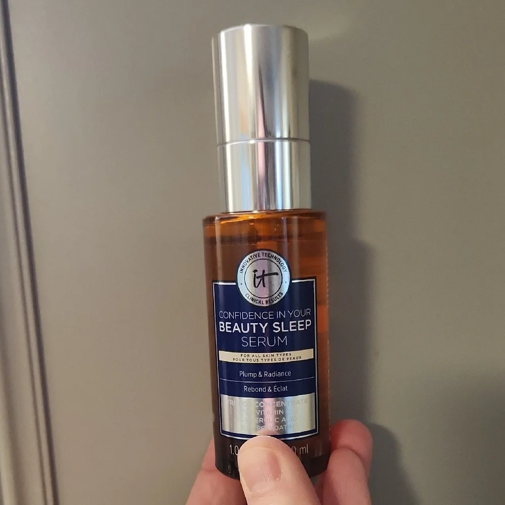 IT Cosmetics Beauty Sleep Serum with Blue and Silver Packaging - Picture 8 of 10